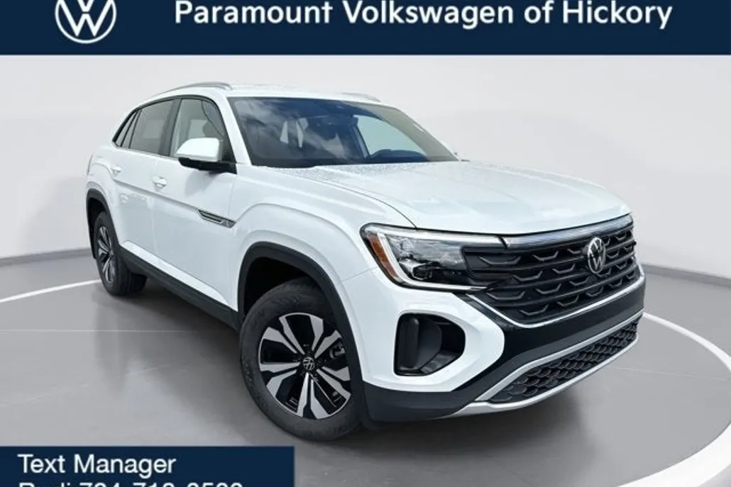 2025 Volkswagen Atlas Cross Sport SE photo 1