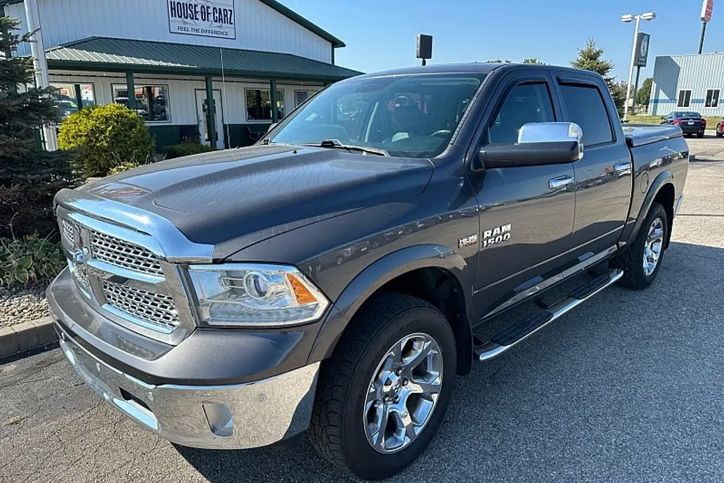 2016 Ram 1500 Laramie photo 1