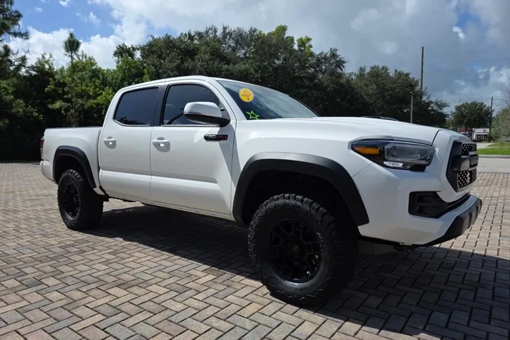 2021 Toyota Tacoma TRD Pro Double Cab V6 photo 1