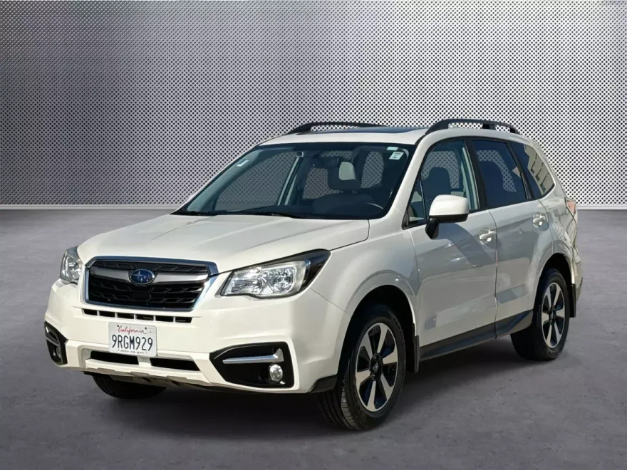 2017 Subaru Forester 2.5i Premium photo 1