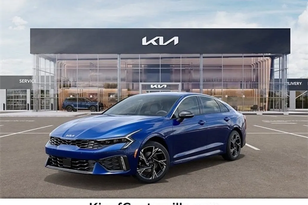 2025 Kia K5 GT-Line photo 1