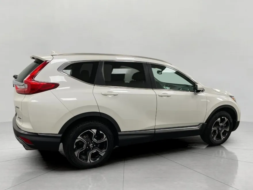 2018 Honda CR-V Touring photo 1