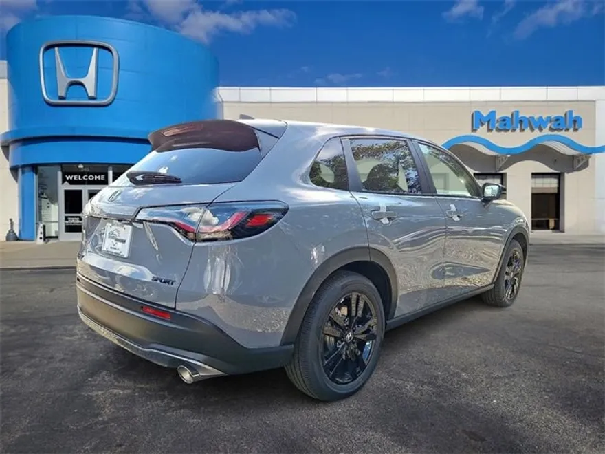 2026 Honda HR-V Sport photo 1
