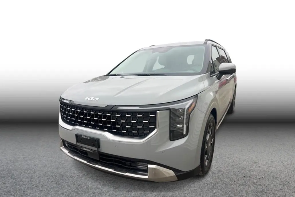 2026 Kia Carnival SX photo 1