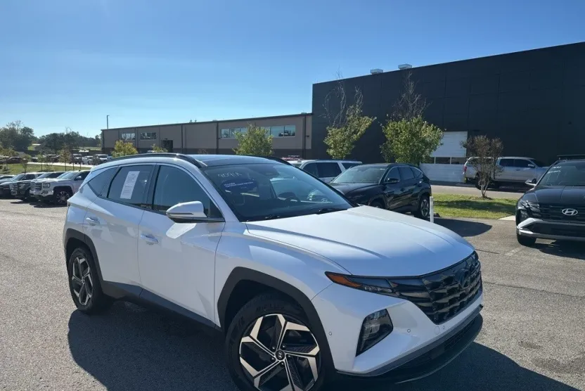 2022 Hyundai Tucson Hybrid Limited photo 1