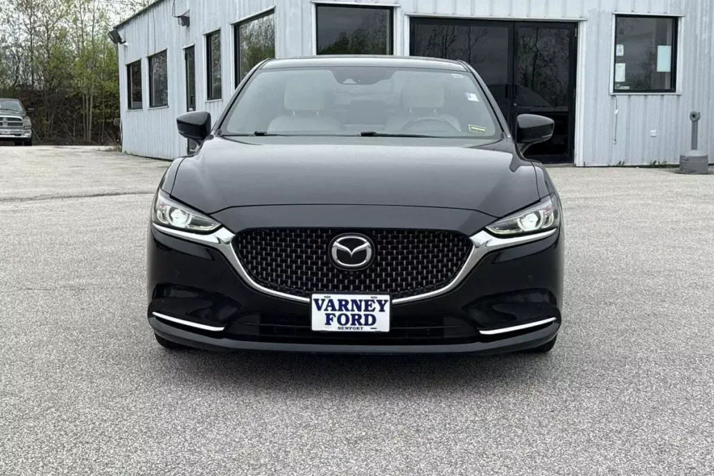 2018 Mazda Mazda6 Signature photo 1