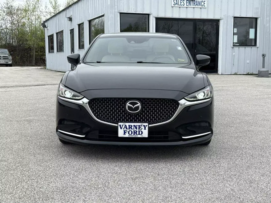 2018 Mazda Mazda6 Signature photo 1
