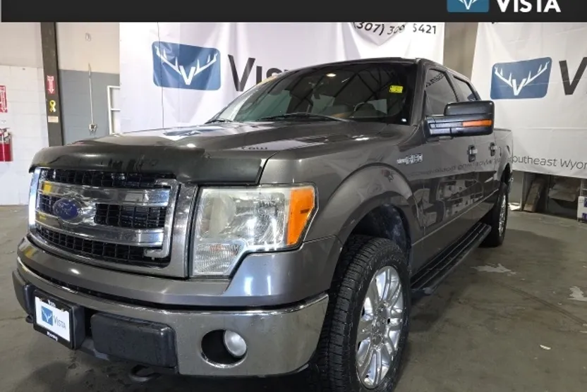 2013 Ford F-150 XLT photo 1