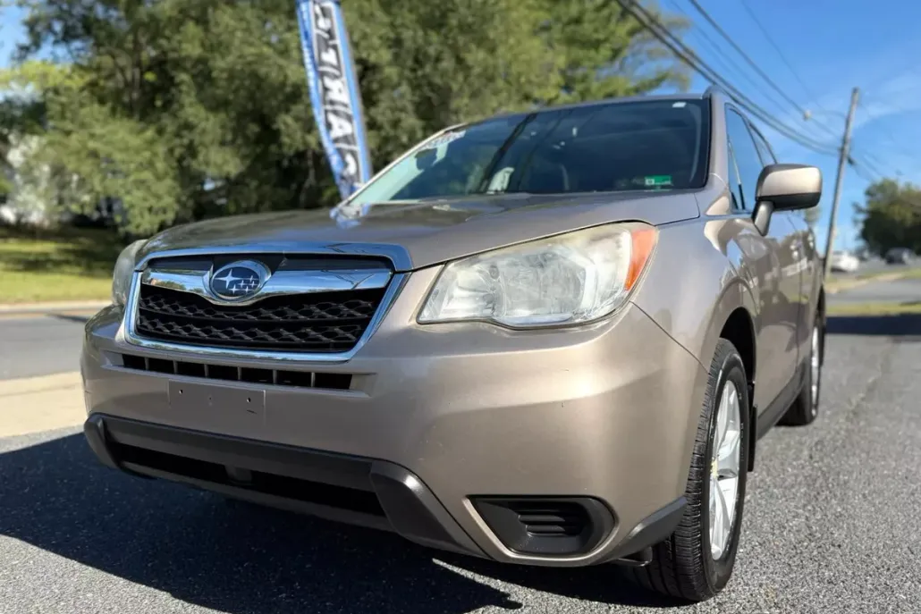 2014 Subaru Forester 2.5i Premium Sport photo 1