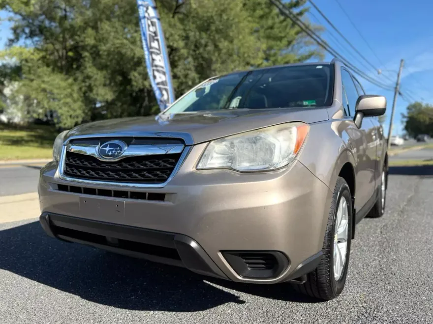 2014 Subaru Forester 2.5i Premium Sport photo 1