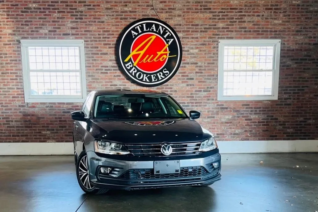 2018 Volkswagen Jetta Wolfsburg Edition photo 1