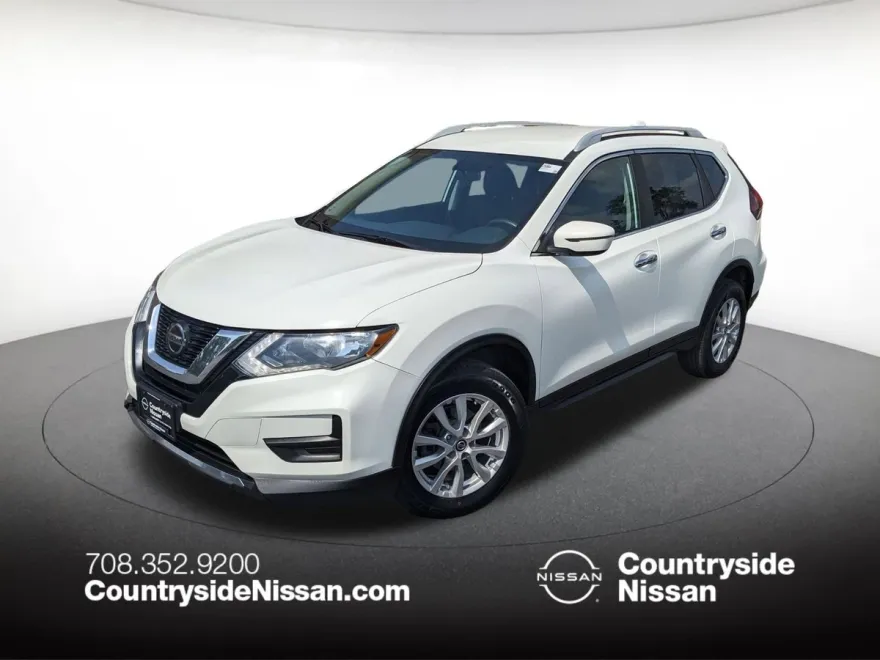 2020 Nissan Rogue SV photo 1