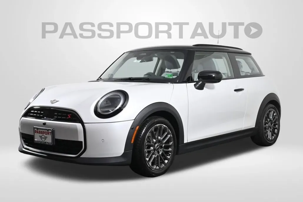 2025 Mini Cooper 2 Door Hardtop S photo 1