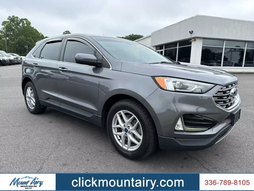 2021 Ford Edge SEL photo 1