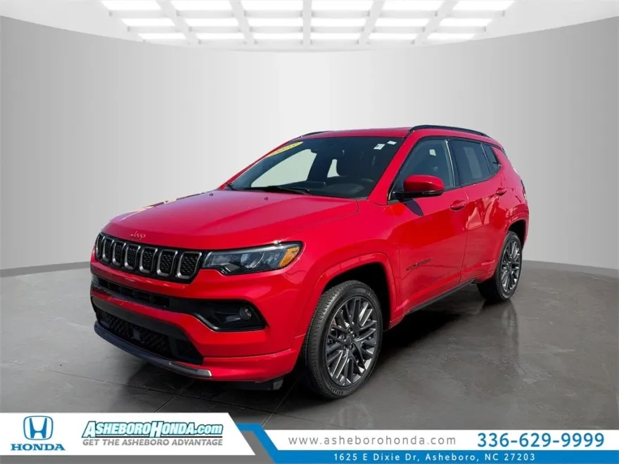 2023 Jeep Compass Limited Red Edition photo 1