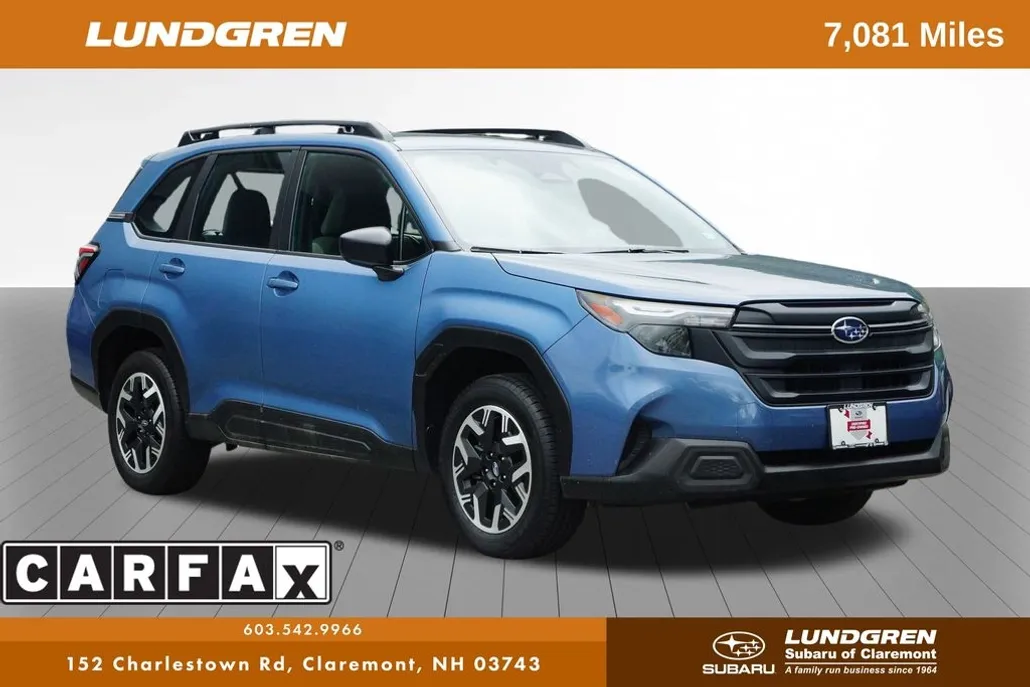 2025 Subaru Forester Base photo 1