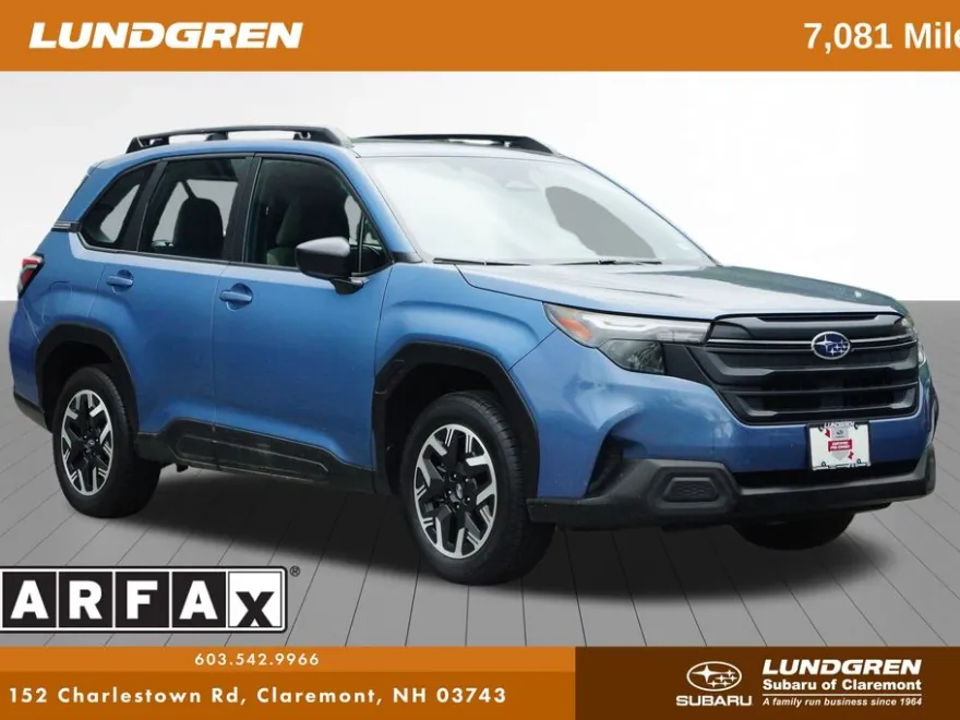 2025 Subaru Forester Base photo 1