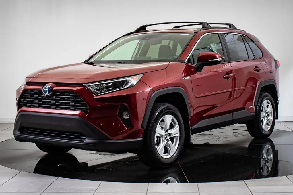 2021 Toyota RAV4 Hybrid XLE photo 1