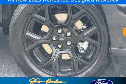 2025 Ford Maverick XLT photo 2