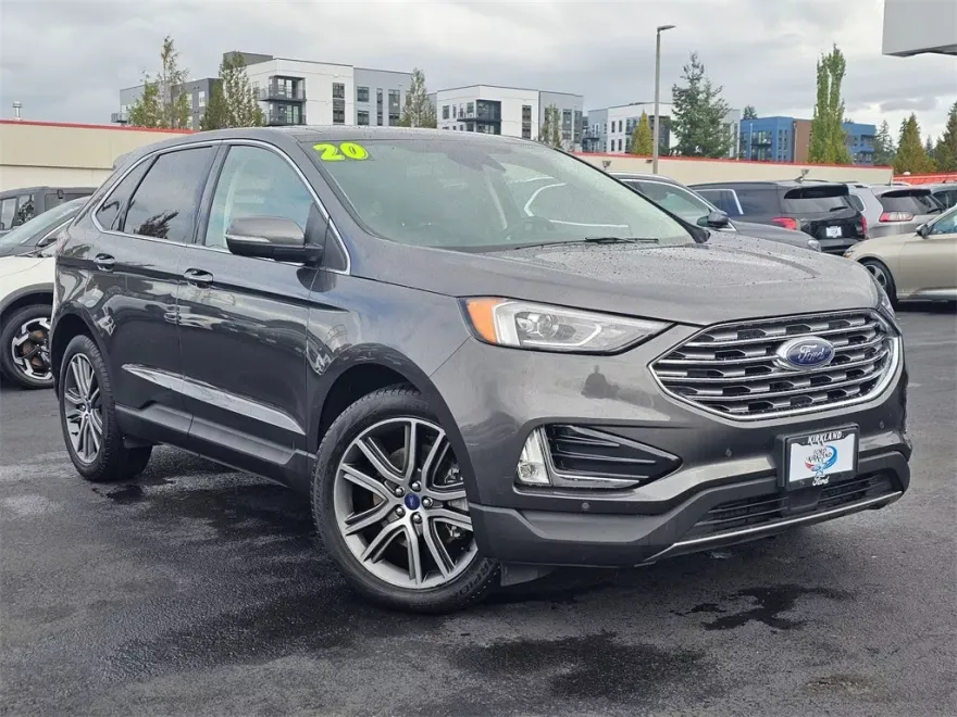 2020 Ford Edge Titanium photo 1