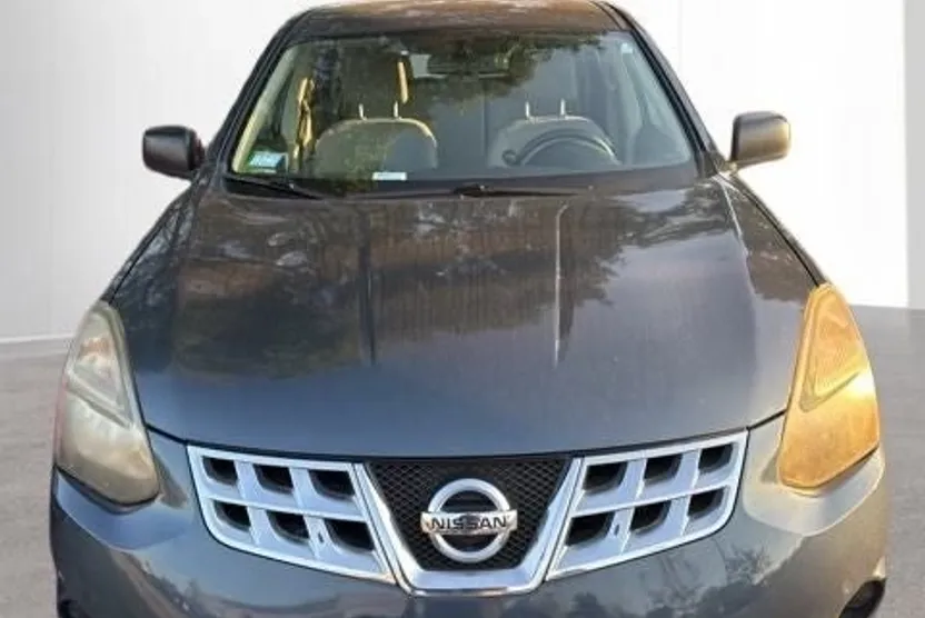 2014 Nissan Rogue Select S photo 1