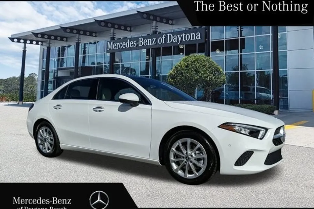 2021 Mercedes Benz A 220 photo 1