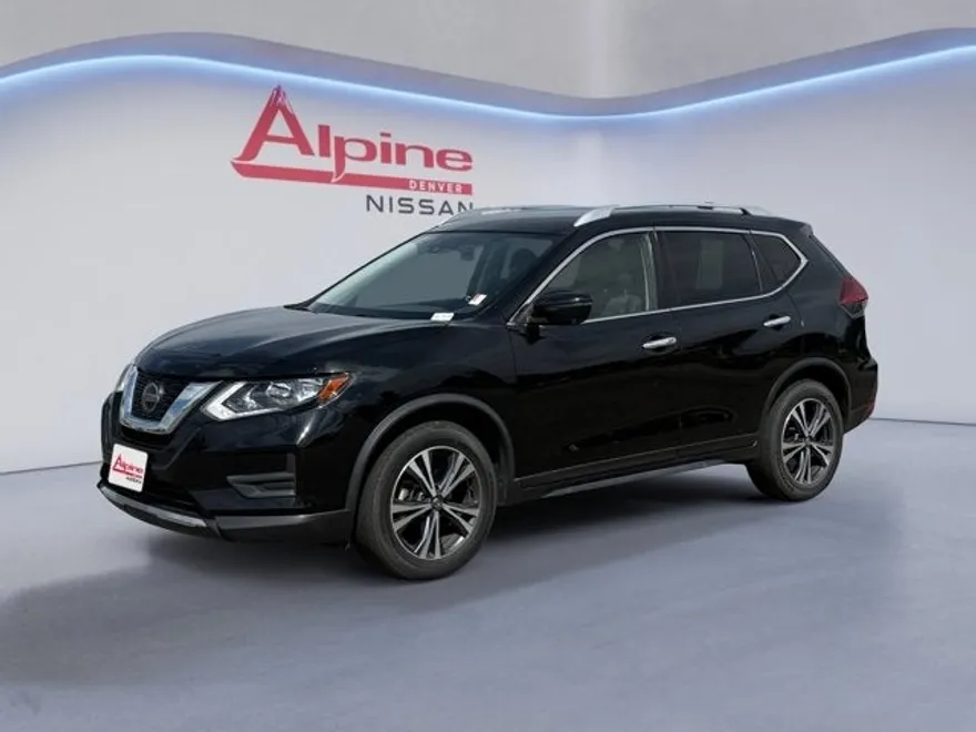 2019 Nissan Rogue SV photo 1