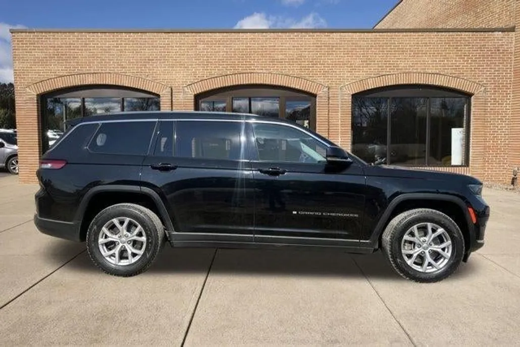 2021 Jeep Grand Cherokee Limited photo 1