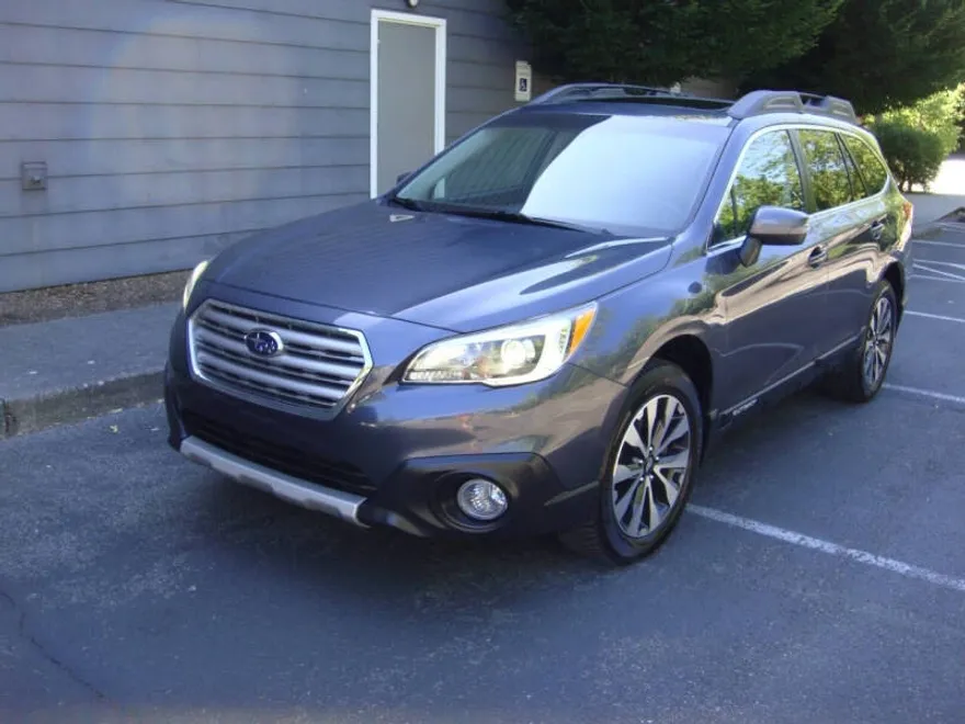2017 Subaru Outback 3.6R Limited photo 1