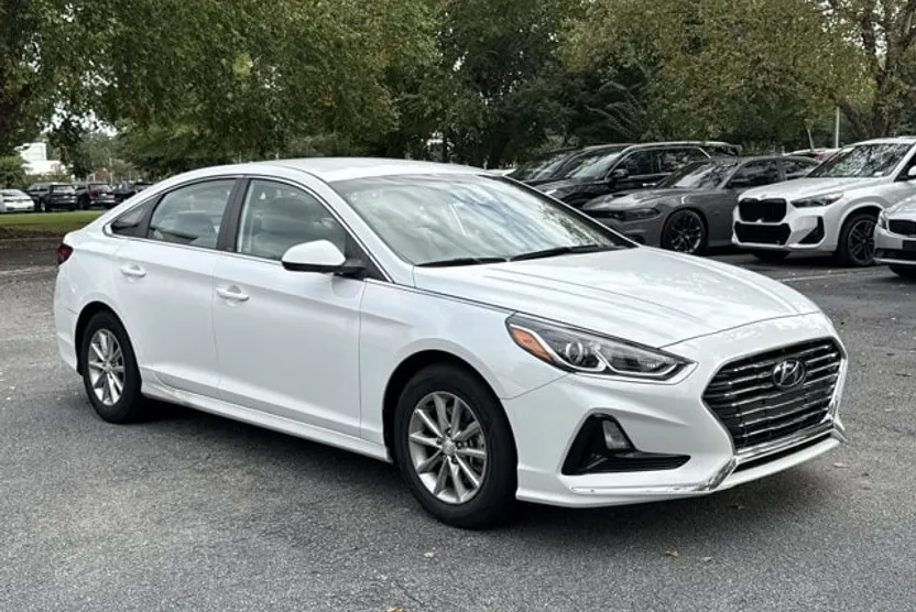 2018 Hyundai Sonata SE photo 1