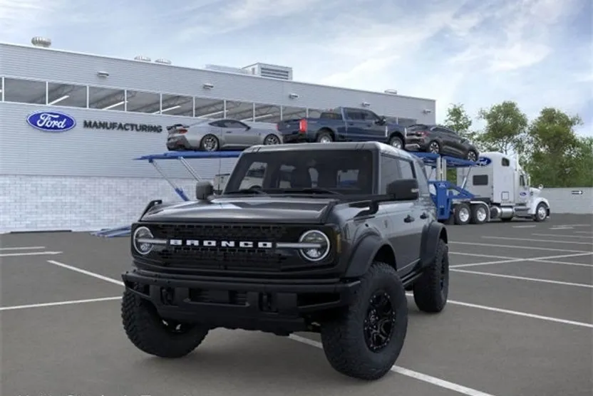 2025 Ford Bronco Badlands photo 1