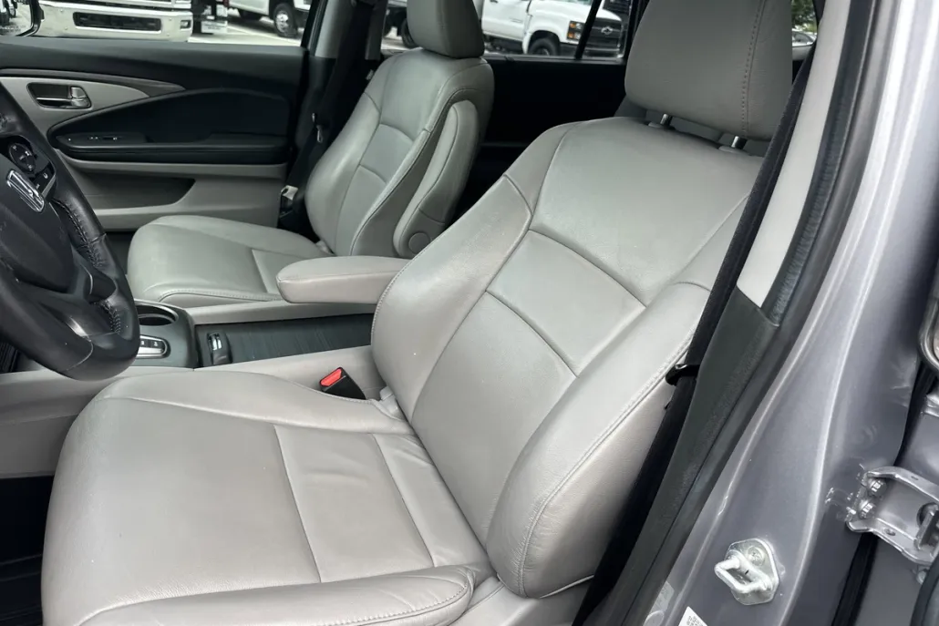 2022 Honda Pilot Special Edition photo 1