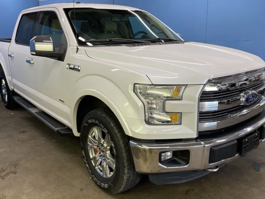 2015 Ford F-150 Lariat photo 1