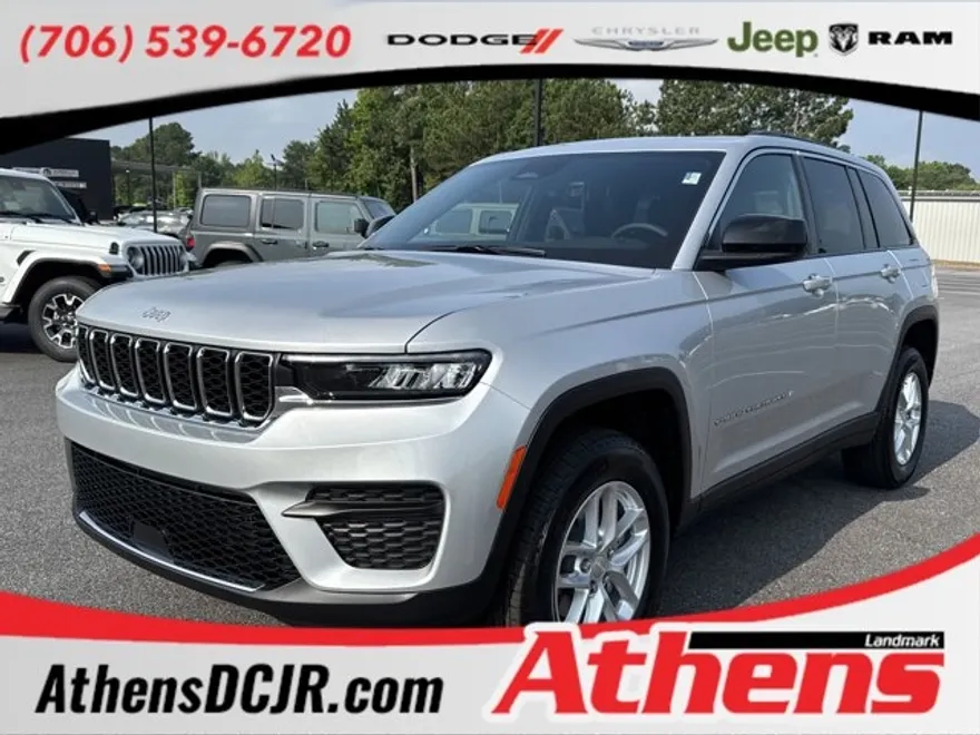 2025 Jeep Grand Cherokee Laredo X photo 1