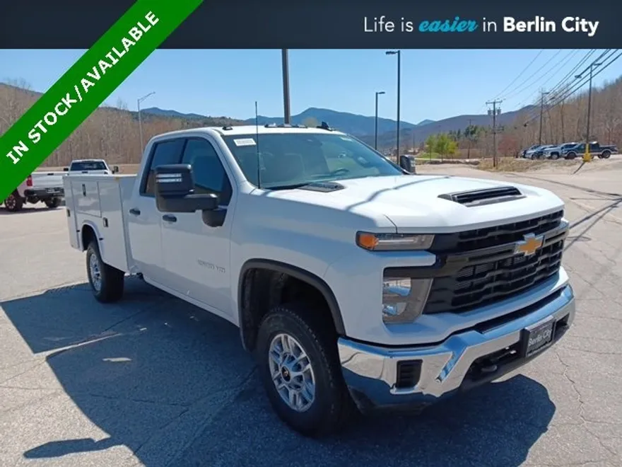 2025 Chevrolet Silverado 2500HD photo 1