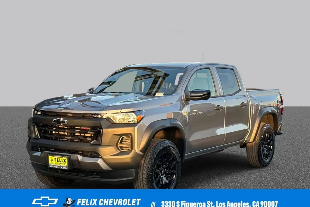 2026 Chevrolet Colorado Trail Boss photo 1