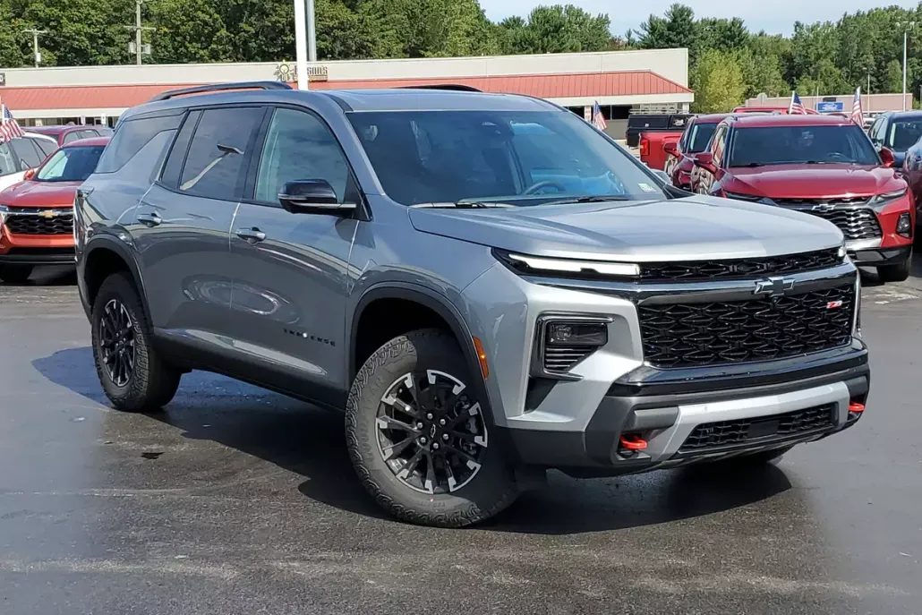 2026 Chevrolet Traverse Z71 photo 1