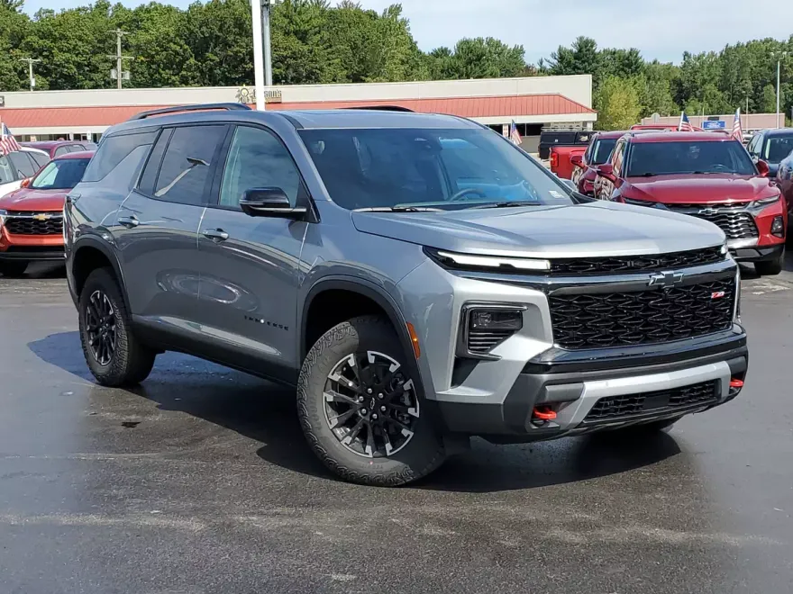 2026 Chevrolet Traverse Z71 photo 1