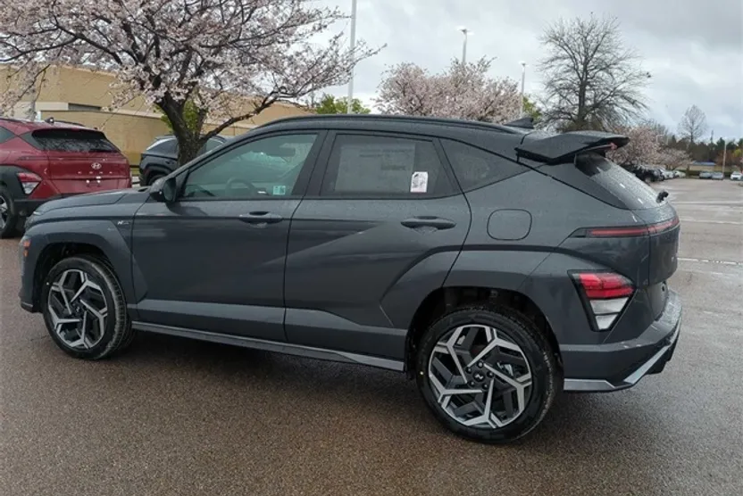 2024 Hyundai Kona N Line photo 1