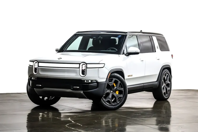 2022 Rivian R1S Launch Edition photo 1