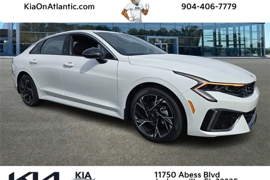 2026 Kia K5 GT-Line photo 1