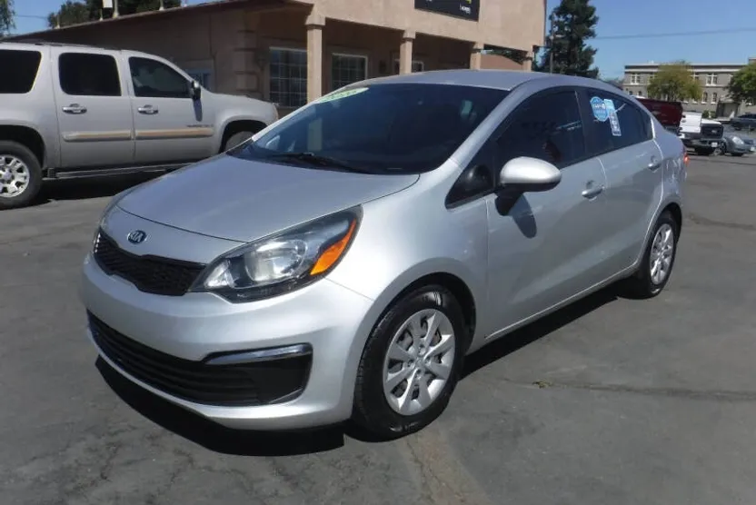 2016 Kia Rio LX photo 1