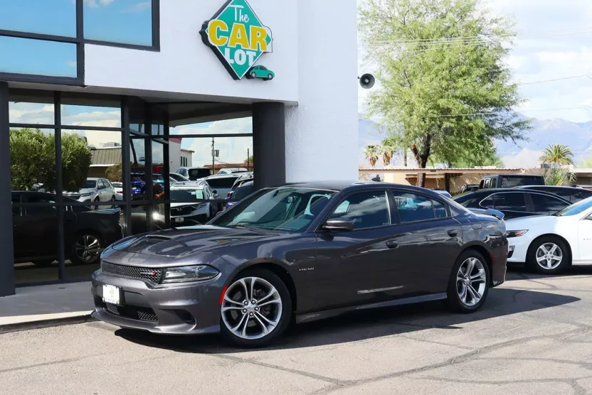 2020 Dodge Charger R/T photo 1