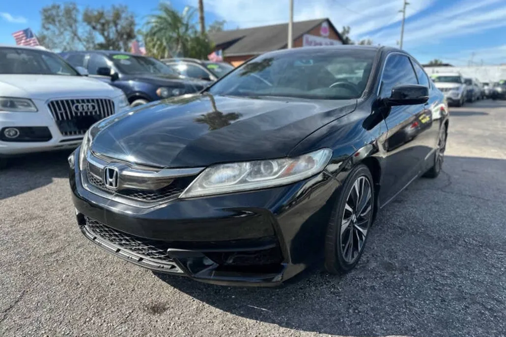 2016 Honda Accord EX photo 1