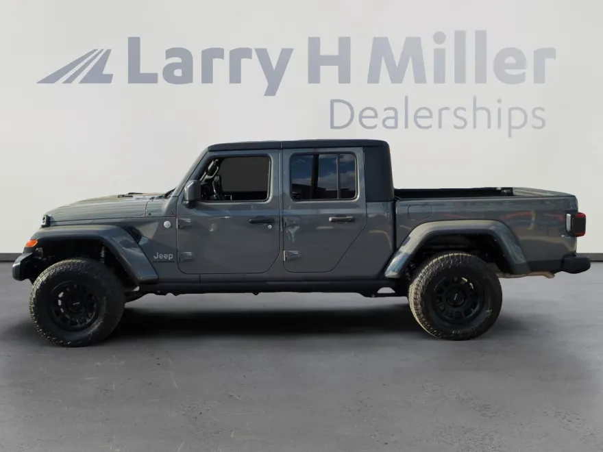 2022 Jeep Gladiator Overland photo 1