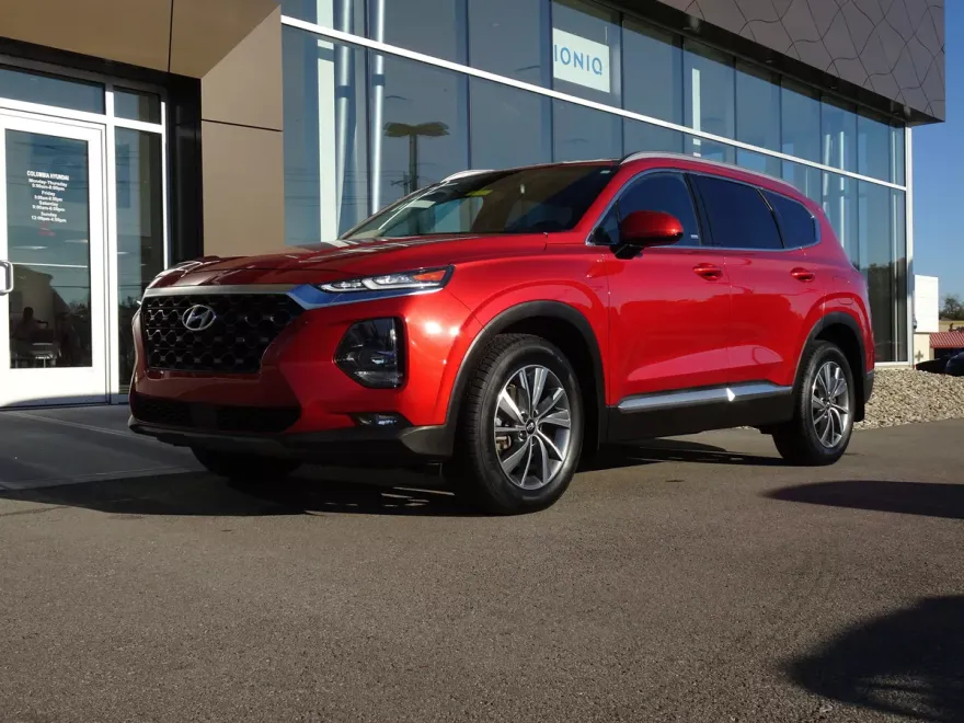 2020 Hyundai Santa Fe SEL photo 1