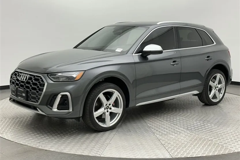 2022 Audi SQ5 Premium photo 1