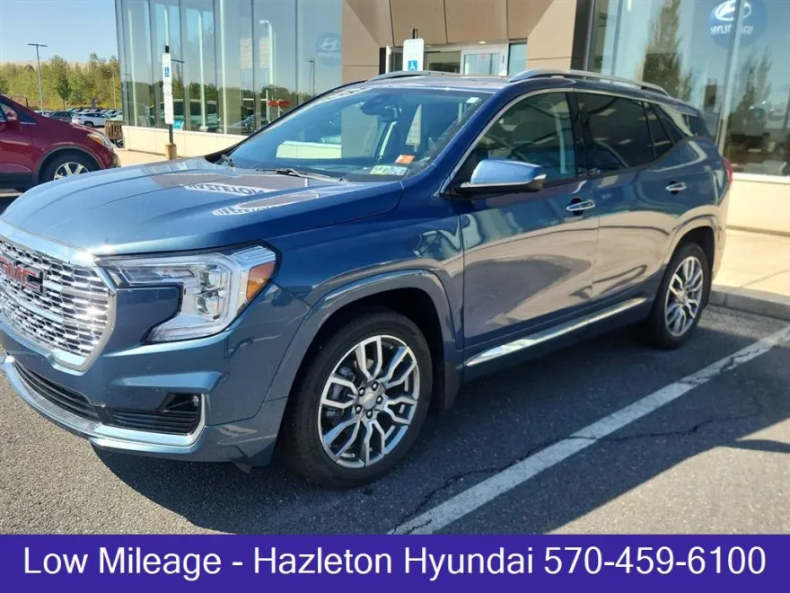 2024 Gmc Terrain Denali photo 1