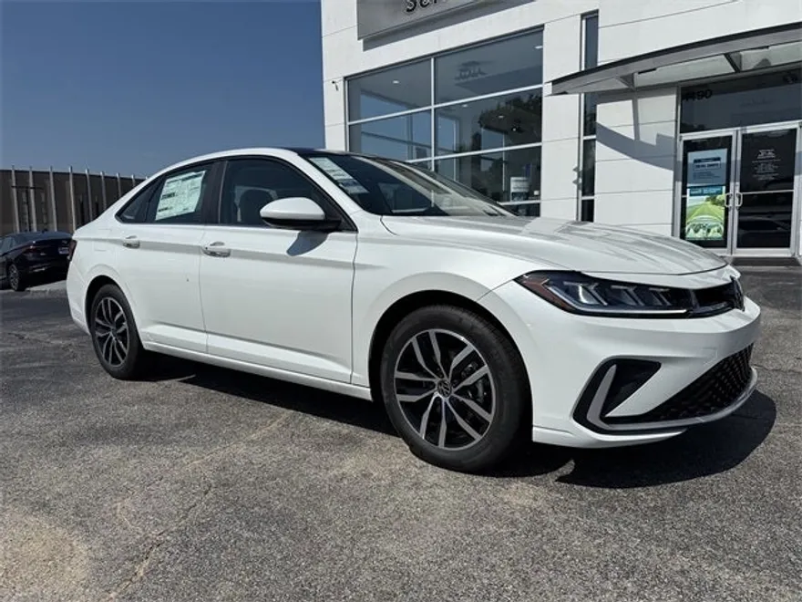 2025 Volkswagen Jetta 1.5T SE photo 1