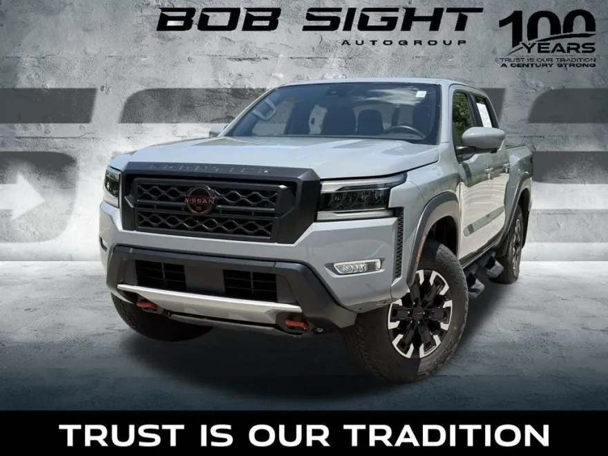 2023 Nissan Frontier PRO-4X photo 1